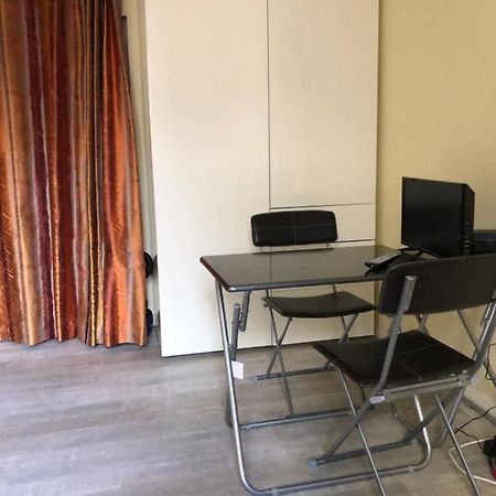 Ferienwohnung 23 Rue De La Chapelle Paris Exterior foto