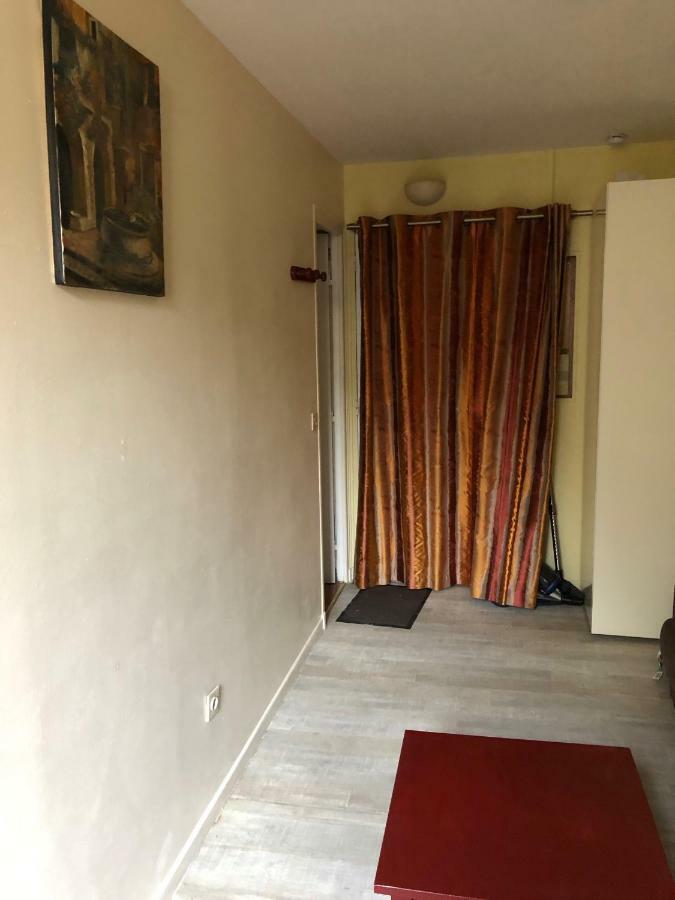 Ferienwohnung 23 Rue De La Chapelle Paris Exterior foto